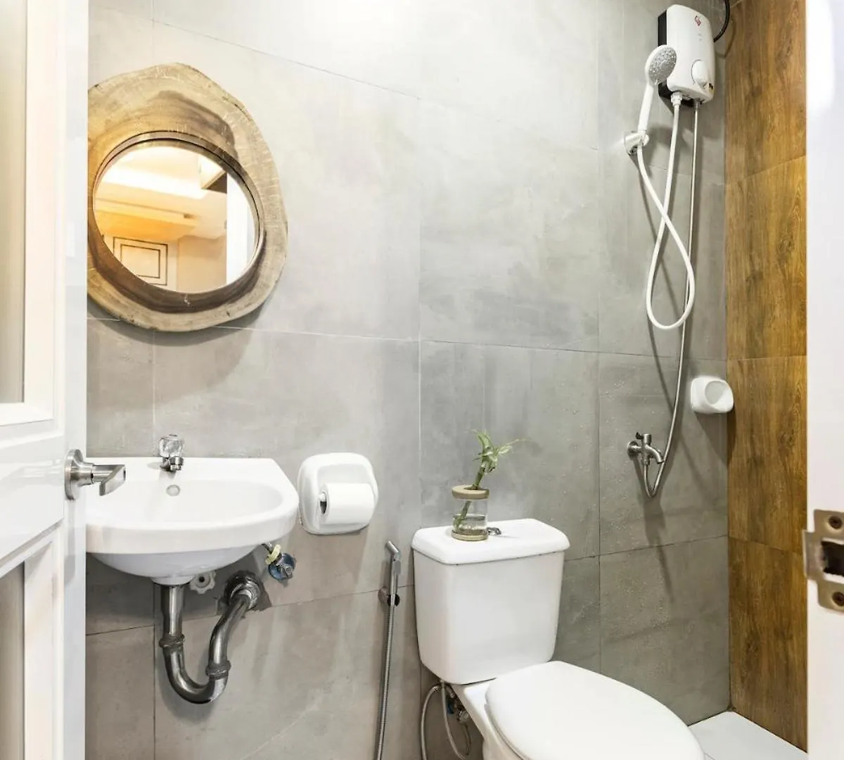 Near Airport Nordic Cozy Br With Roof Deck Mini Pool Apartment Manila Philippines