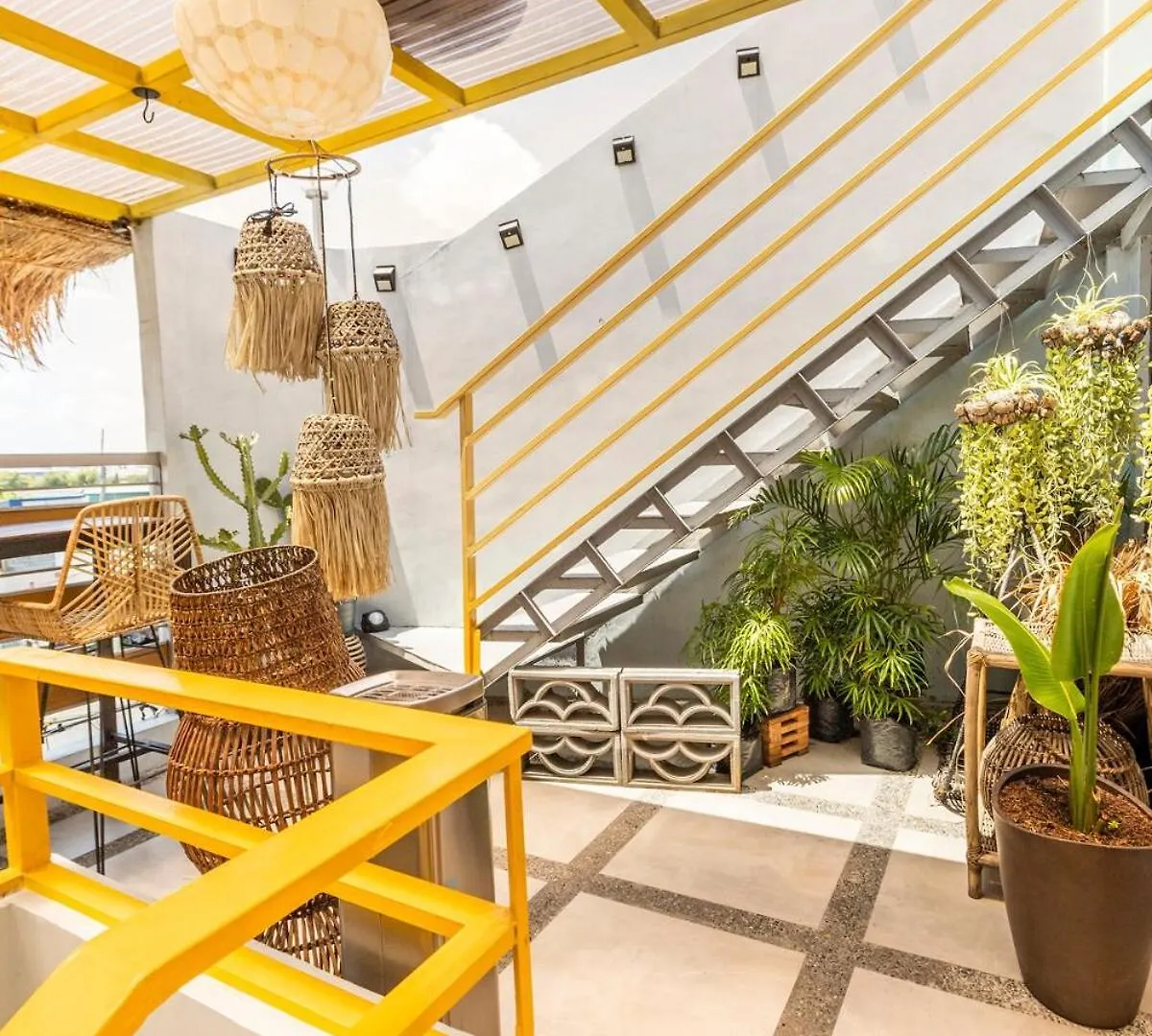 Near Airport Nordic Cozy Br With Roof Deck Mini Pool Apartment Manila